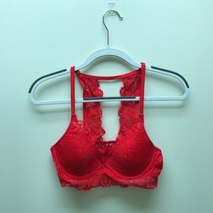 PINK Victoria’s Secret Date Lightly Lined Bralette